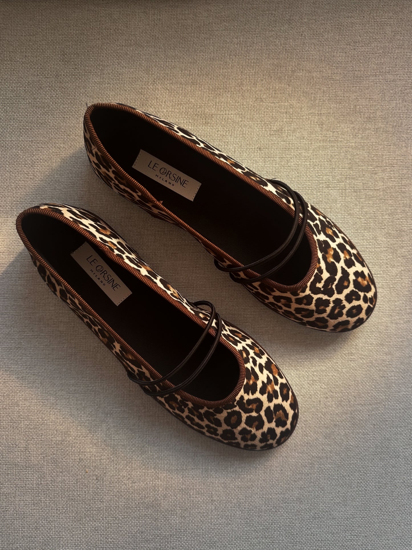 Ballerines « San Carlo » – Chaussures plates en velours faites à la main LEO