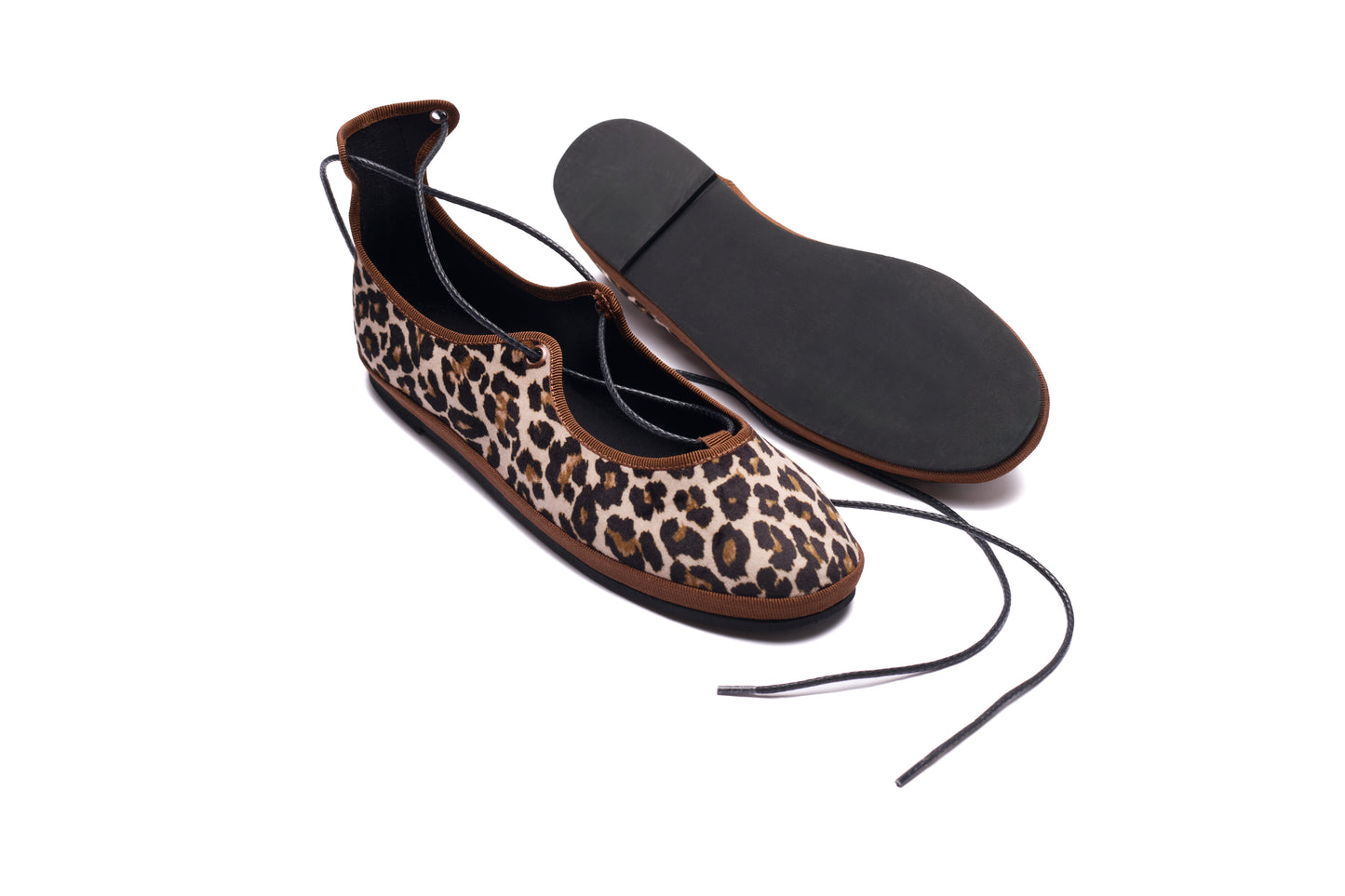 Ballerina “La Scala” – Handcrafted Velvet Lace Shoes LEO