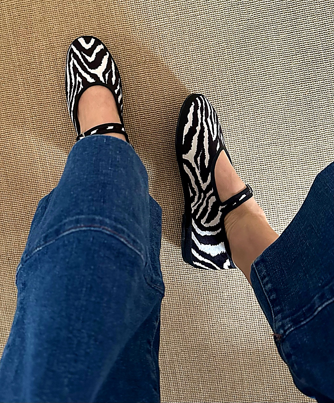 Mary Jane “Masai Mara” – Handcrafted Velvet Friulane